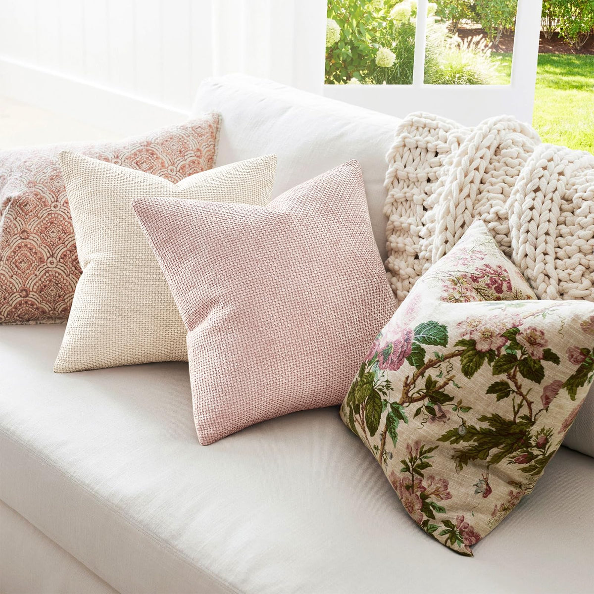 Topfinel Cushion Cover 45 x 45 Set of 4 Decorative Pink Gradient Bedroom Living Room Home Cushion Cover Chenille Soft Sofa Bed Decoration