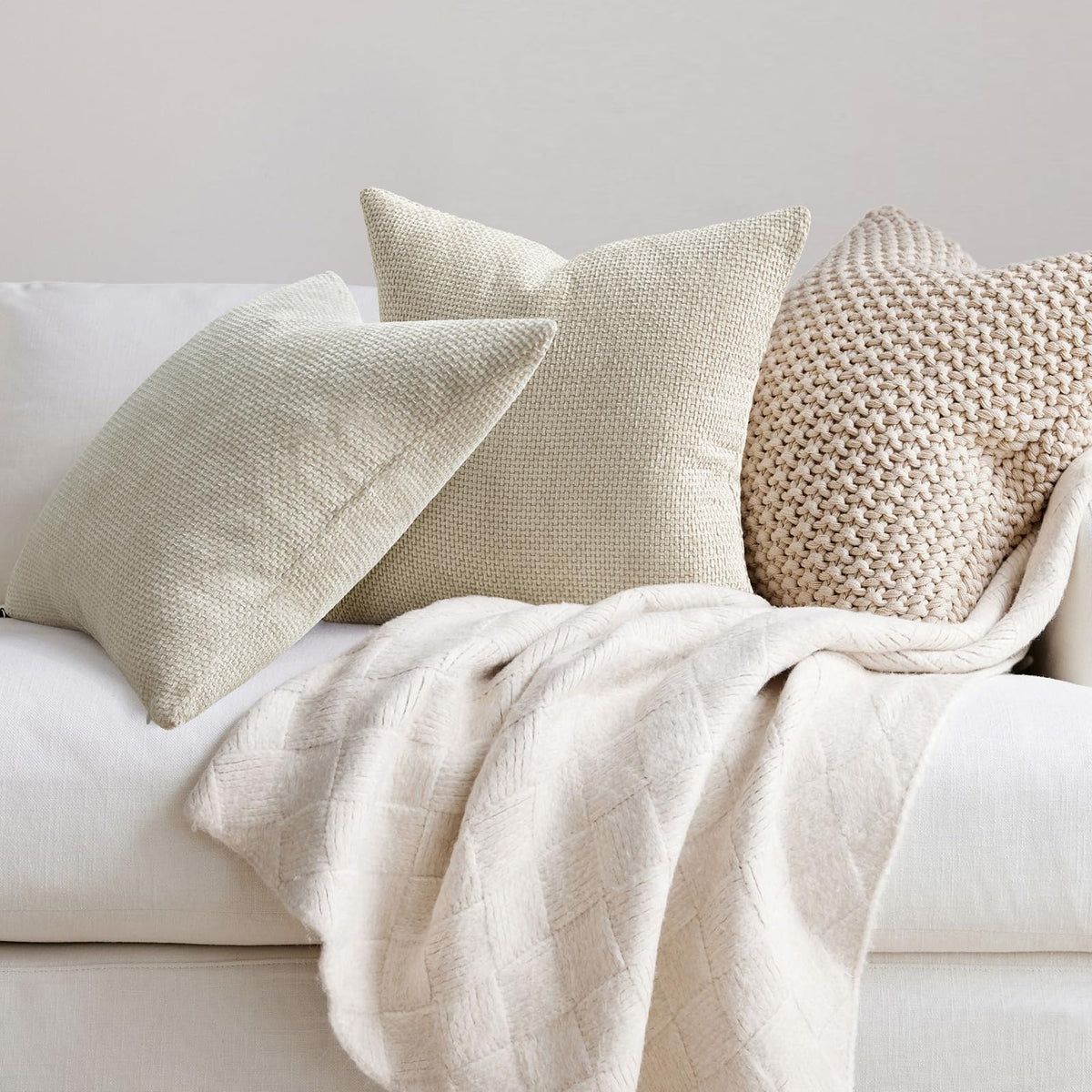 Topfinel Cushion Cover 45 x 45 Set of 4 Decorative White Crème Gradient Bedroom Living Room Home Cushion Cover Chenille Soft Sofa Bed Decoration