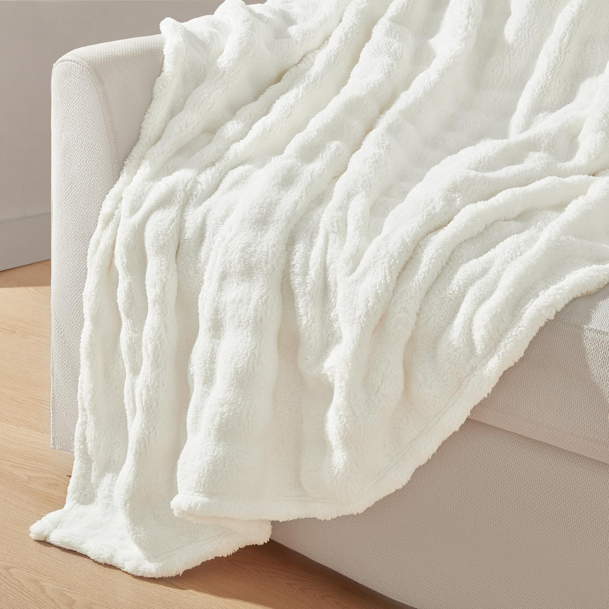 Topfinel Bubble Blanket Cuddly Blanket Fluffy White - 150 x 200 cm Sofa Blanket & Couch Blanket Made of Imitation Wool Blanket, Warm Fleece for Living Room Decoration Aesthetic Blanket, Soft Blanket